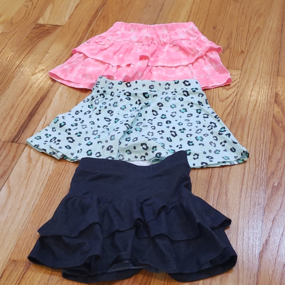 (3) 4T Girl's Jumping Beans Skorts